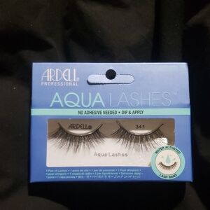 Ardell Professional Aqua Lashes No Adhesive Needed New Black